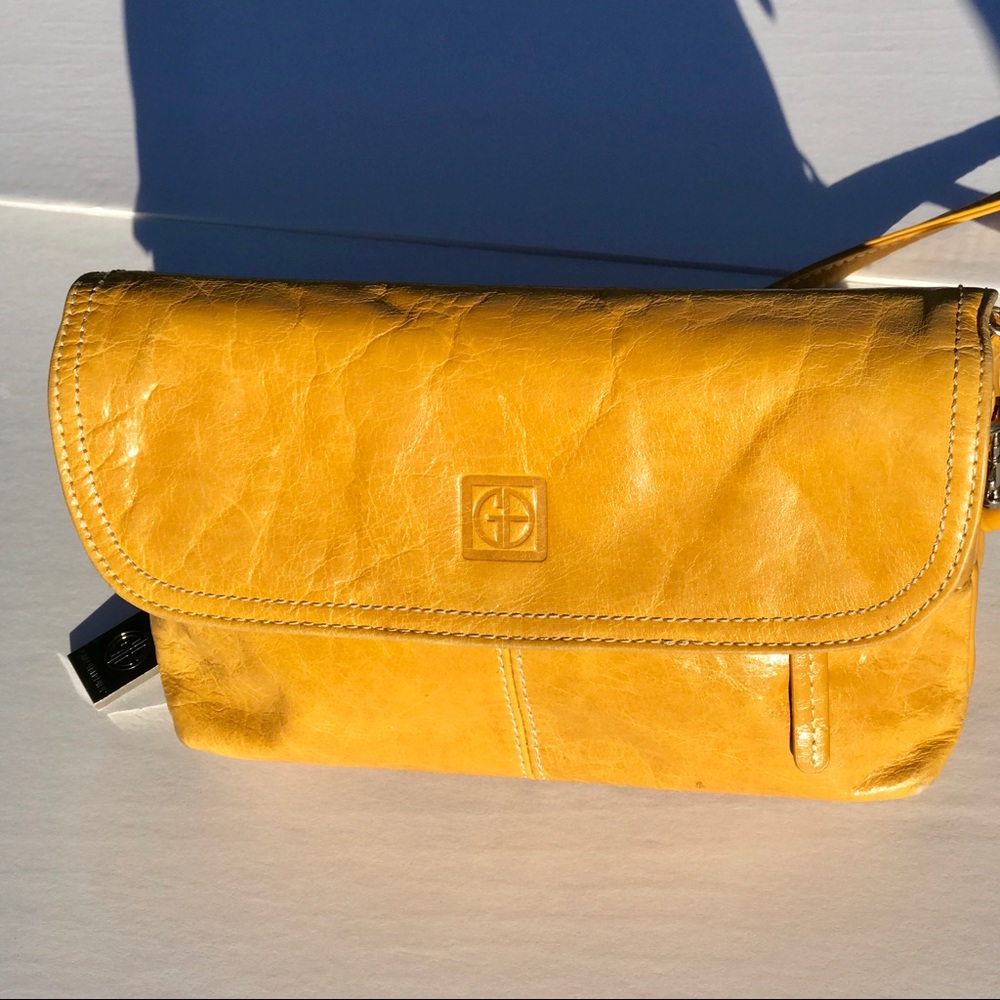 GIANI BERNINI Flashy Mustard Crossbody Purse 👛